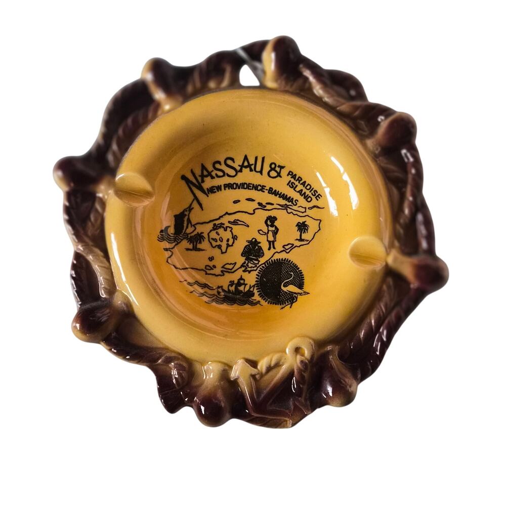 Vintage Nassau Bahamas Ceramic Ashtray Paradise Island Map Anchor Rope Decor